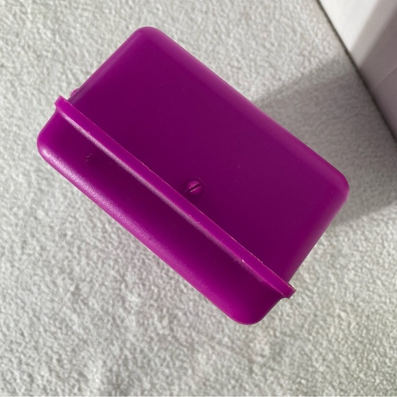 Vintage Caboodles Small Pink Hard Plastic Makeup Kit Organizer - Picture 10 of 12